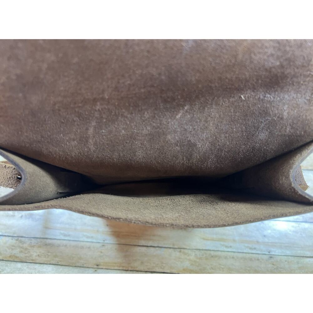 Margaret Vera Brown Distressed Leather Vertical Messenger Crossbody Bag Artisan - Picture 6 of 9